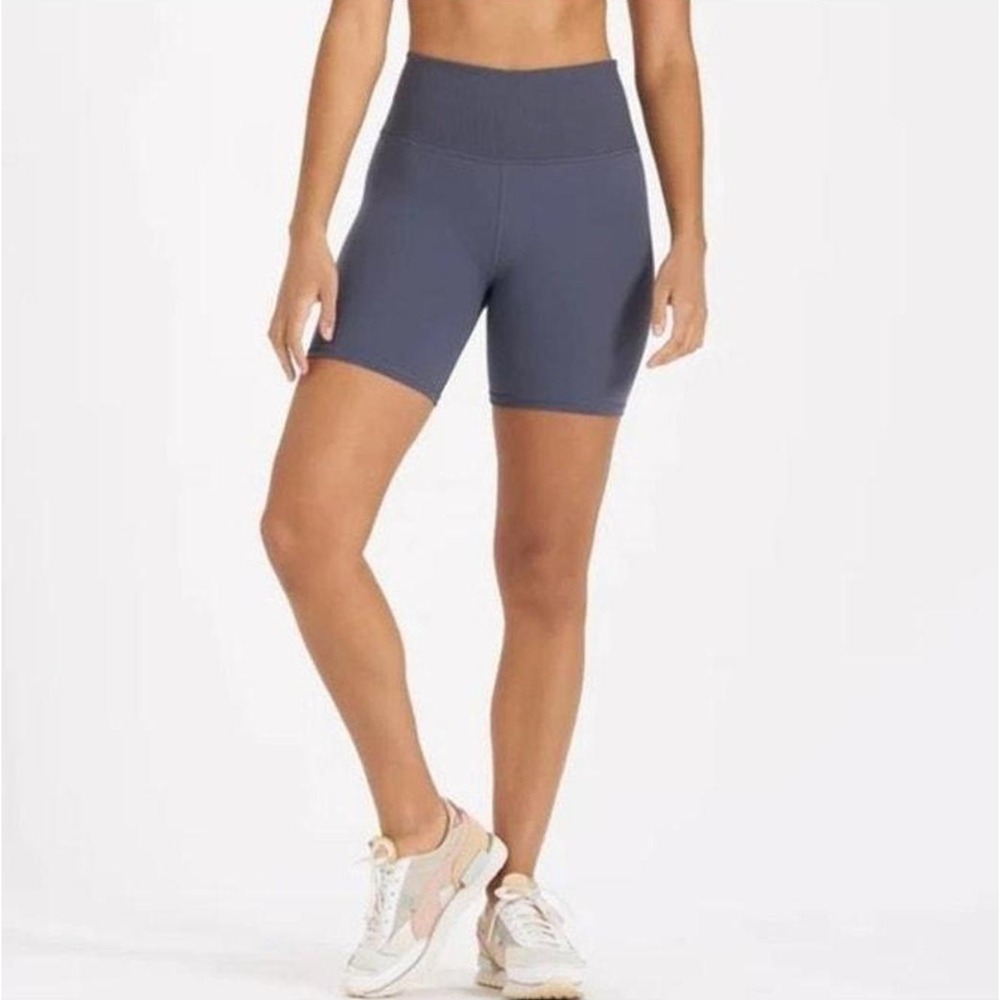 Vuori High-Rise Athletic Bike Shorts in Slate Blue